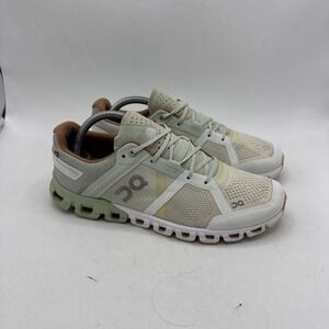 On Cloud Cloudflow Women's 9.5 Running  Shoes Sneaker White Aloe 25.99636